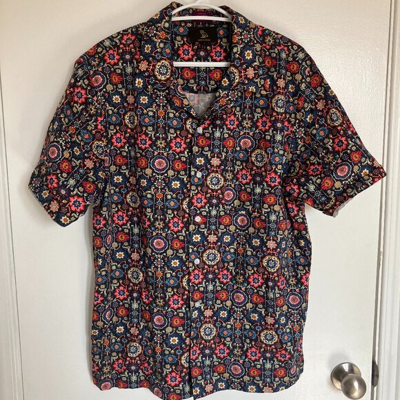 October's Very Own Men's Liberty Short Sleeve Pattern Shirt Sz Medium - Picture 1 of 8